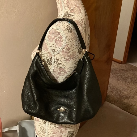 COACH SHOULDER BAG. BLACK PURSE IS CLEAN! THROWING USED WALLET IN AS EXTRA. EUC - Picture 15 of 15